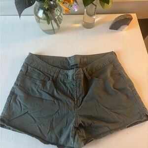 Faded Glory Olive Women's Cargo Shorts